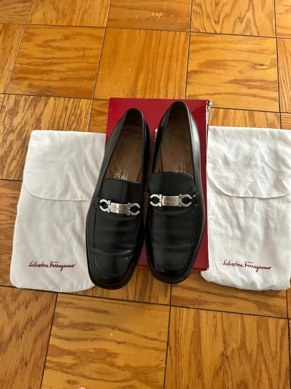 Salvatore Ferragamo Benford Mens Black Leather Slip On Loafers